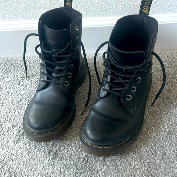 Black Doc Marten combat boots - Picture 1 of 6